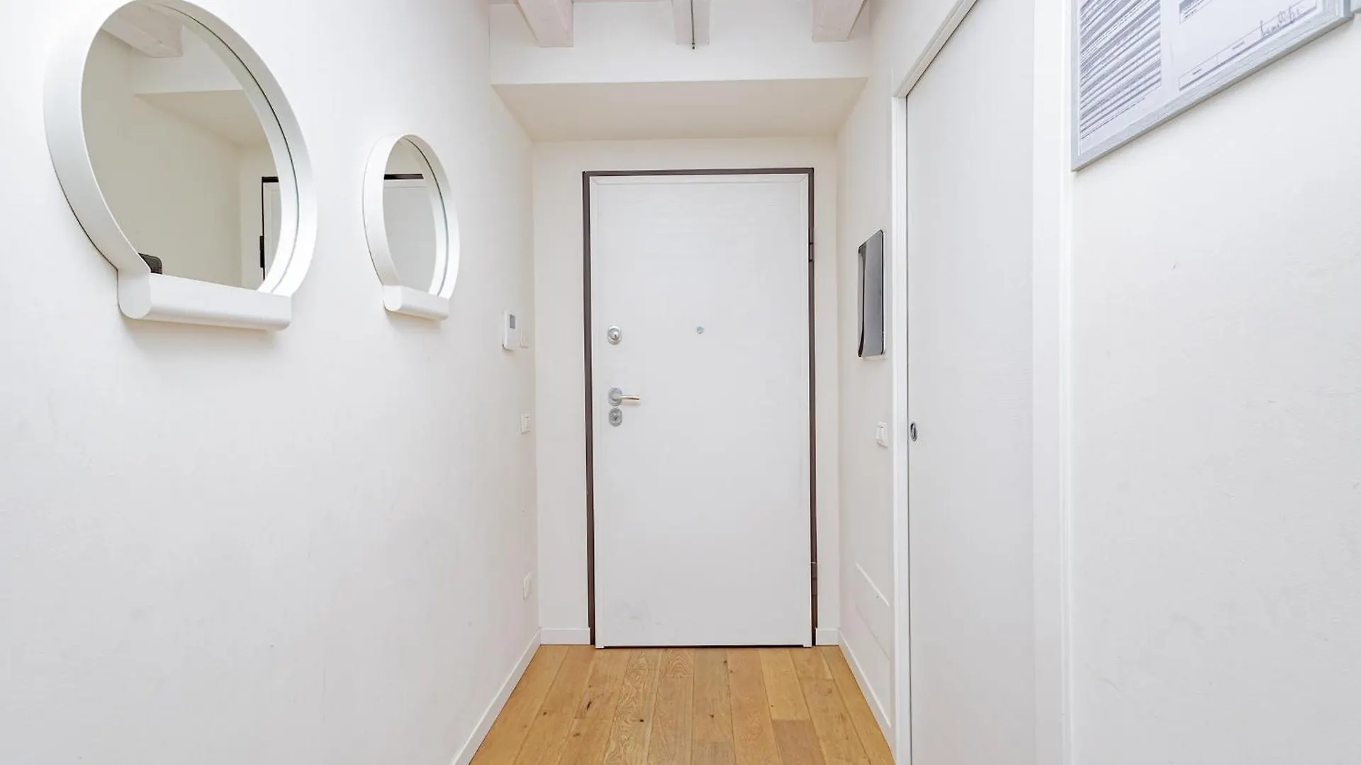 Suite 38 Bergamo 0*,