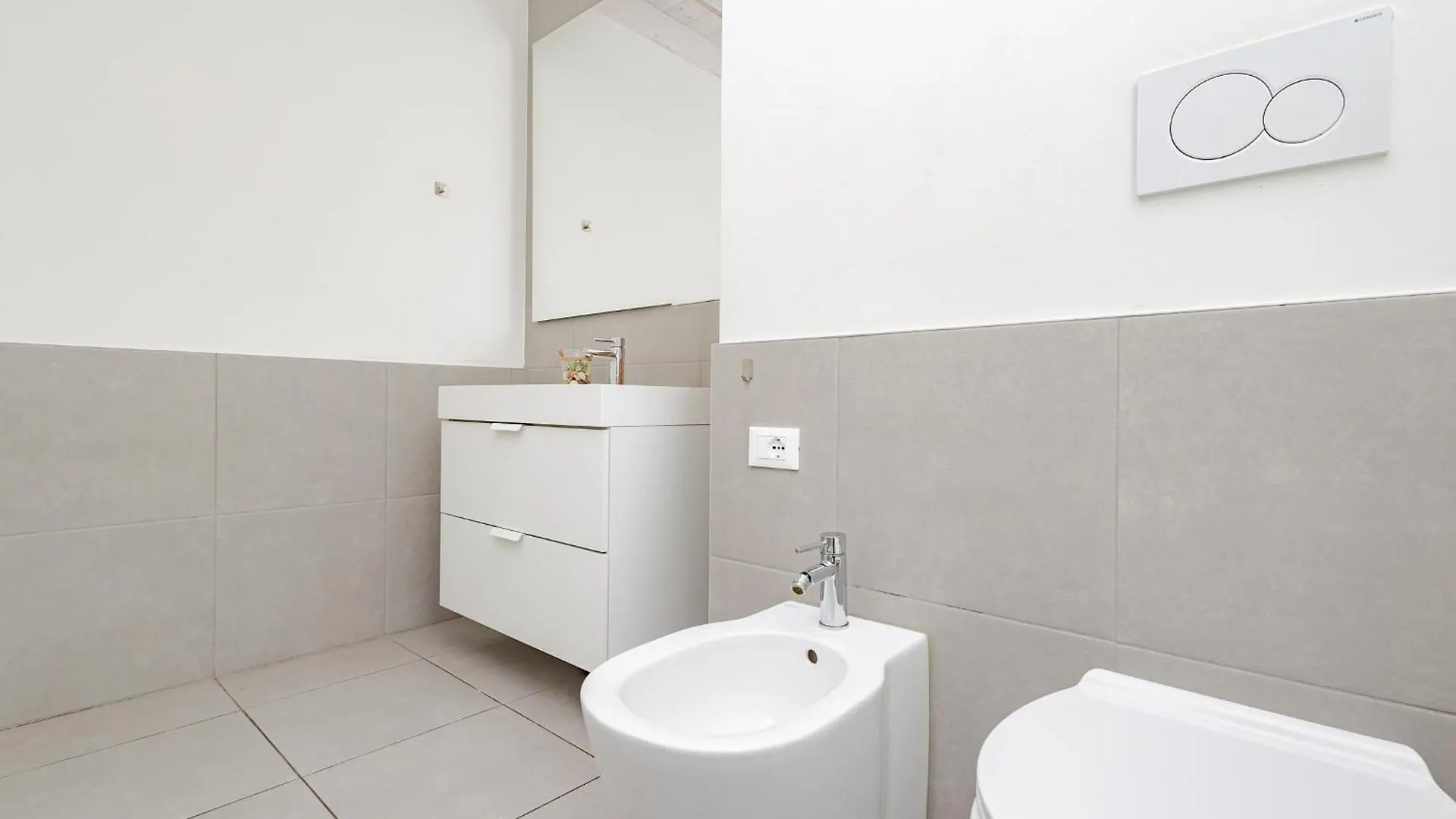 Apartment Suite 38 Bergamo Italy